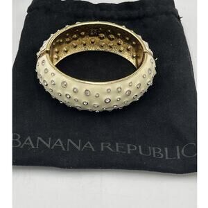 Banana Republic White Cream Enamel Gold Tone Crystal Hinged Women’s Bangle